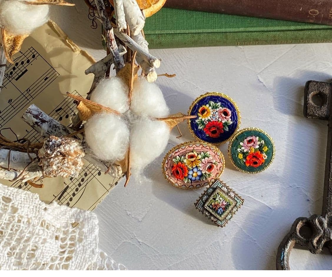 ４つのマイクロモザイク