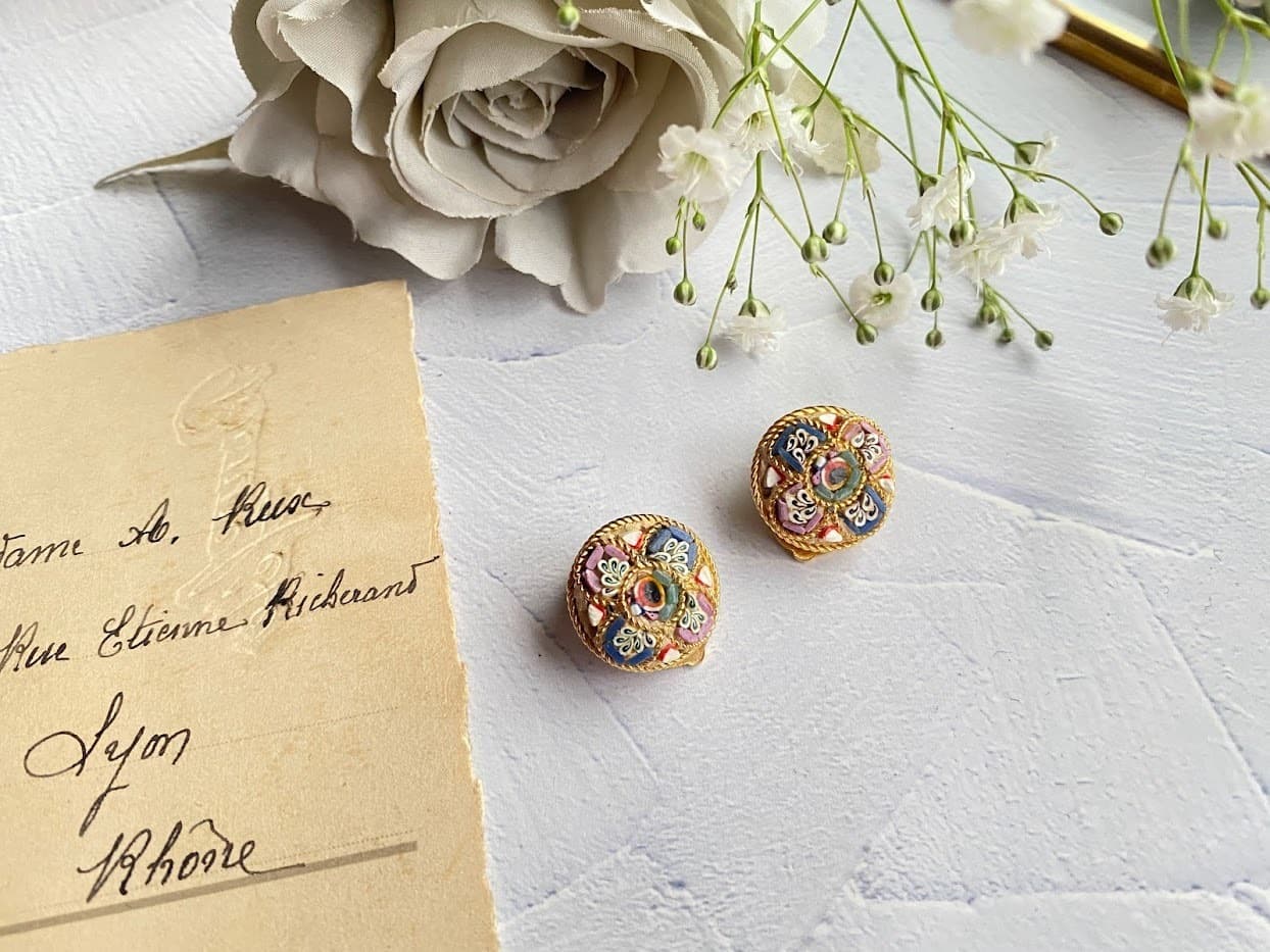 可愛いフラワーイヤリング